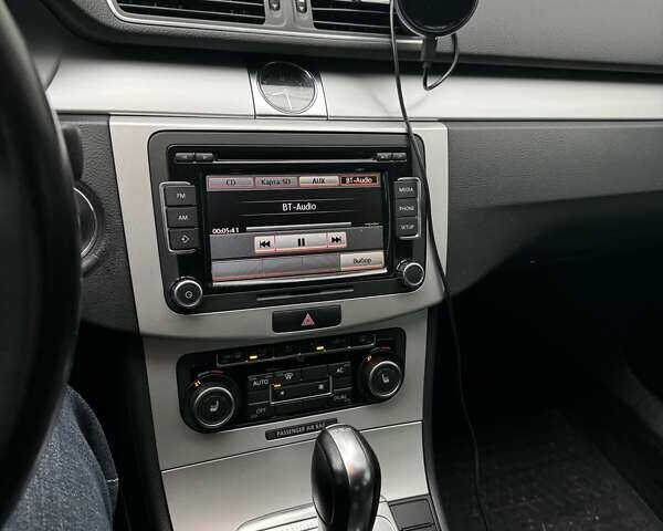 Серый Фольксваген CC / Passat CC, объемом двигателя 1.8 л и пробегом 181 тыс. км за 10200 $, фото 13 на Automoto.ua