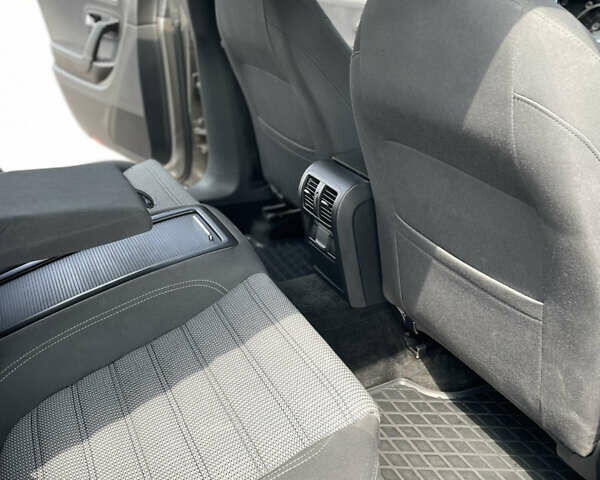 Серый Фольксваген CC / Passat CC, объемом двигателя 1.97 л и пробегом 243 тыс. км за 10600 $, фото 17 на Automoto.ua