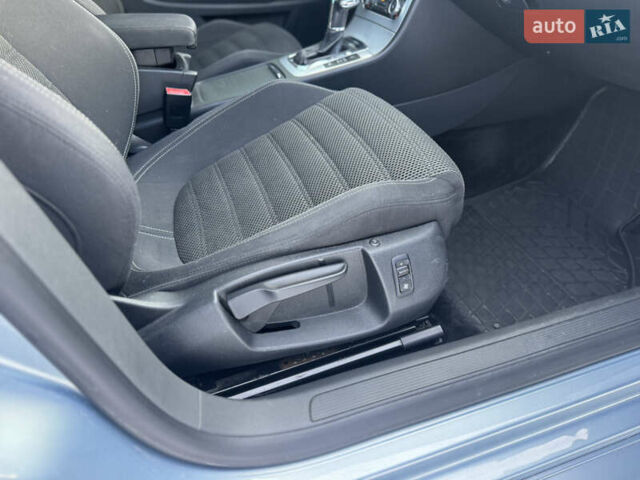 Сірий Фольксваген CC / Passat CC, об'ємом двигуна 2 л та пробігом 252 тис. км за 11700 $, фото 53 на Automoto.ua