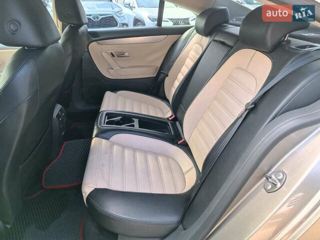 Сірий Фольксваген CC / Passat CC, об'ємом двигуна 2 л та пробігом 215 тис. км за 9490 $, фото 12 на Automoto.ua
