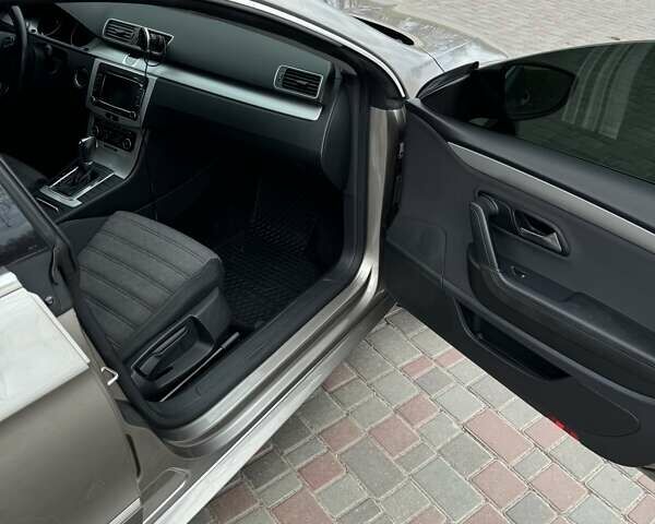 Серый Фольксваген CC / Passat CC, объемом двигателя 1.8 л и пробегом 181 тыс. км за 10200 $, фото 22 на Automoto.ua