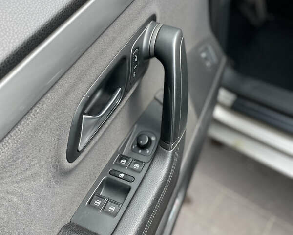 Серый Фольксваген CC / Passat CC, объемом двигателя 1.97 л и пробегом 243 тыс. км за 10600 $, фото 11 на Automoto.ua