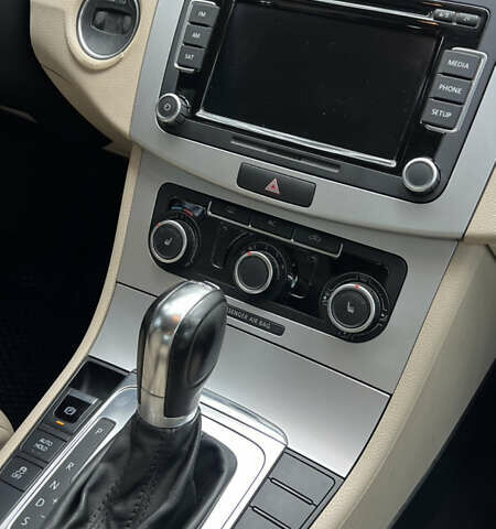 Сірий Фольксваген CC / Passat CC, об'ємом двигуна 1.98 л та пробігом 274 тис. км за 8900 $, фото 15 на Automoto.ua