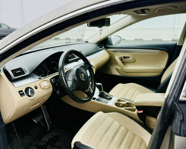 Сірий Фольксваген CC / Passat CC, об'ємом двигуна 1.98 л та пробігом 197 тис. км за 12000 $, фото 9 на Automoto.ua