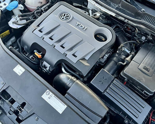 Серый Фольксваген CC / Passat CC, объемом двигателя 1.97 л и пробегом 209 тыс. км за 12112 $, фото 17 на Automoto.ua