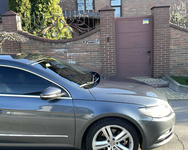 Серый Фольксваген CC / Passat CC, объемом двигателя 1.98 л и пробегом 149 тыс. км за 11500 $, фото 1 на Automoto.ua