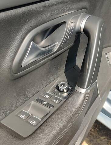 Фольксваген CC / Passat CC 2012 в Каменское - Днепродзержинск на Automoto.ua Серый Фольксваген CC / Passat CC, объемом двигателя 1.97 л и пробегом 91 тыс. км за 16900 $, фото 36 на Automoto.ua