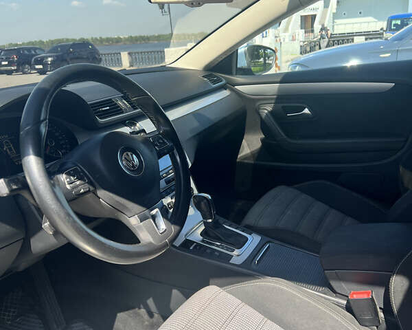 Серый Фольксваген CC / Passat CC, объемом двигателя 1.97 л и пробегом 209 тыс. км за 12112 $, фото 2 на Automoto.ua