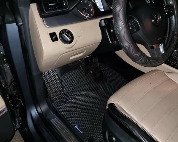 Сірий Фольксваген CC / Passat CC, об'ємом двигуна 3.6 л та пробігом 187 тис. км за 11500 $, фото 24 на Automoto.ua