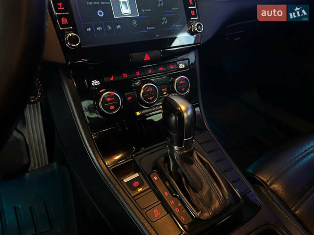 Сірий Фольксваген CC / Passat CC, об'ємом двигуна 1.98 л та пробігом 223 тис. км за 10350 $, фото 10 на Automoto.ua