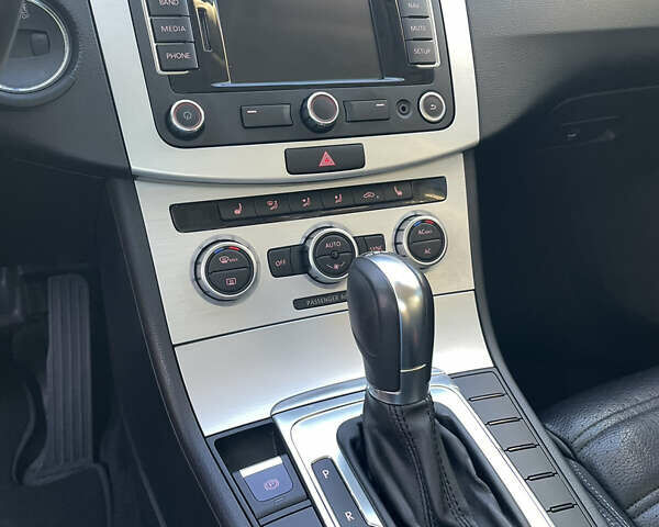 Серый Фольксваген CC / Passat CC, объемом двигателя 1.98 л и пробегом 149 тыс. км за 11500 $, фото 30 на Automoto.ua