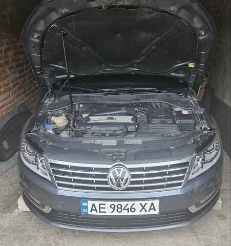 Серый Фольксваген CC / Passat CC, объемом двигателя 1.98 л и пробегом 118 тыс. км за 12000 $, фото 1 на Automoto.ua