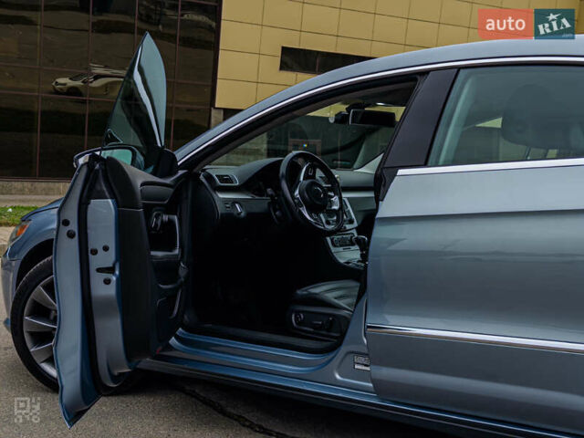 Сірий Фольксваген CC / Passat CC, об'ємом двигуна 1.98 л та пробігом 131 тис. км за 10000 $, фото 13 на Automoto.ua