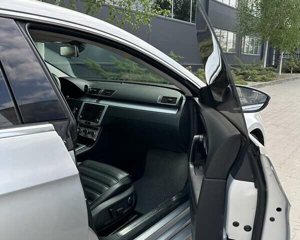 Сірий Фольксваген CC / Passat CC, об'ємом двигуна 1.98 л та пробігом 274 тис. км за 8500 $, фото 8 на Automoto.ua
