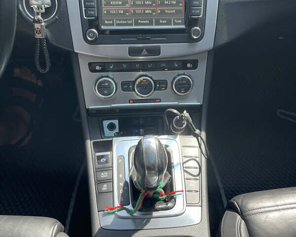 Серый Фольксваген CC / Passat CC, объемом двигателя 1.97 л и пробегом 256 тыс. км за 14500 $, фото 7 на Automoto.ua