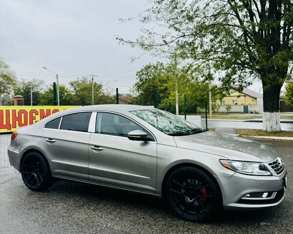 Сірий Фольксваген CC / Passat CC, об'ємом двигуна 1.98 л та пробігом 197 тис. км за 12000 $, фото 3 на Automoto.ua