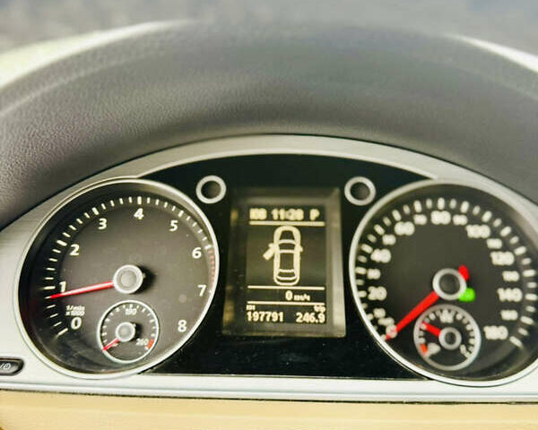 Сірий Фольксваген CC / Passat CC, об'ємом двигуна 1.98 л та пробігом 197 тис. км за 12000 $, фото 6 на Automoto.ua