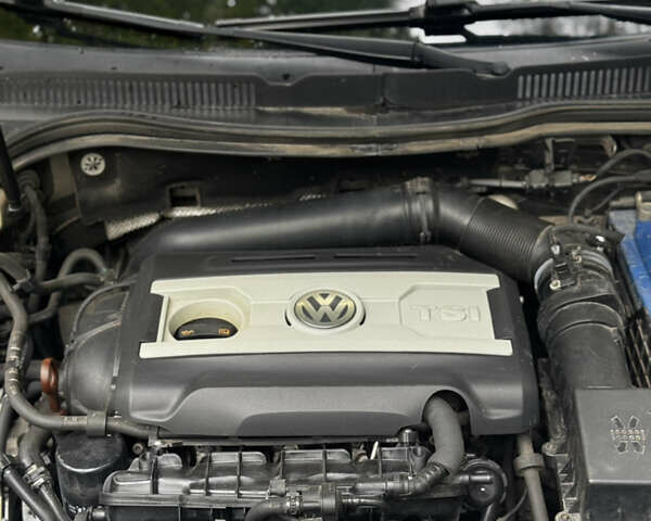 Серый Фольксваген CC / Passat CC, объемом двигателя 2 л и пробегом 177 тыс. км за 9500 $, фото 12 на Automoto.ua