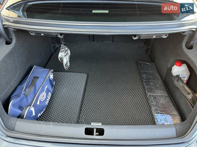 Серый Фольксваген CC / Passat CC, объемом двигателя 1.98 л и пробегом 144 тыс. км за 11800 $, фото 16 на Automoto.ua