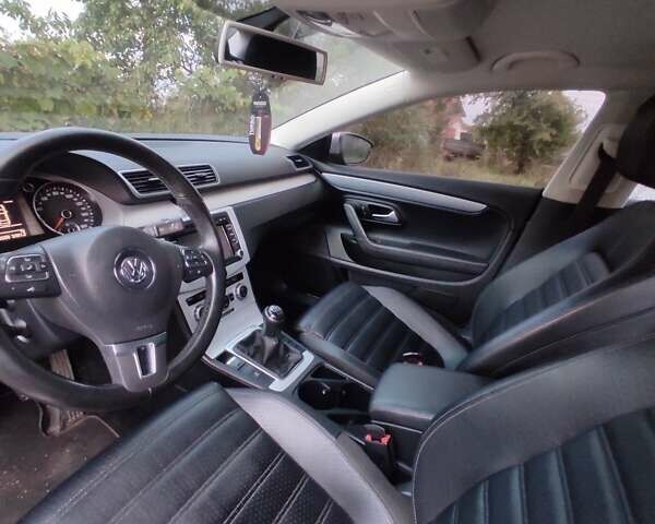 Сірий Фольксваген CC / Passat CC, об'ємом двигуна 1.98 л та пробігом 230 тис. км за 10500 $, фото 19 на Automoto.ua