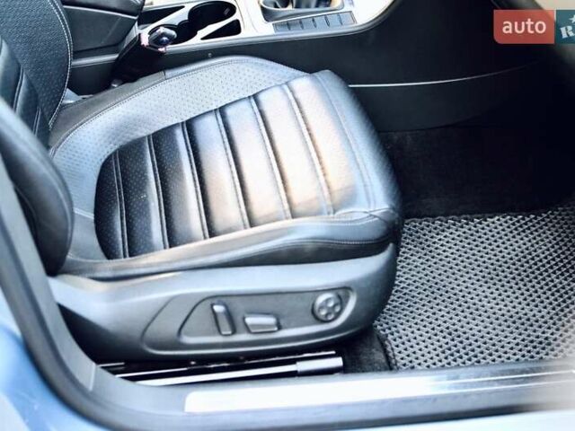 Серый Фольксваген CC / Passat CC, объемом двигателя 1.98 л и пробегом 226 тыс. км за 11500 $, фото 25 на Automoto.ua