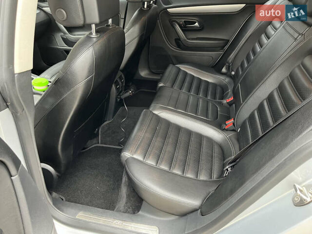 Сірий Фольксваген CC / Passat CC, об'ємом двигуна 1.98 л та пробігом 182 тис. км за 10500 $, фото 11 на Automoto.ua