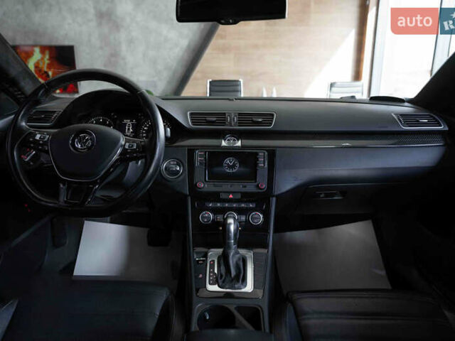 Серый Фольксваген CC / Passat CC, объемом двигателя 2 л и пробегом 260 тыс. км за 10900 $, фото 6 на Automoto.ua