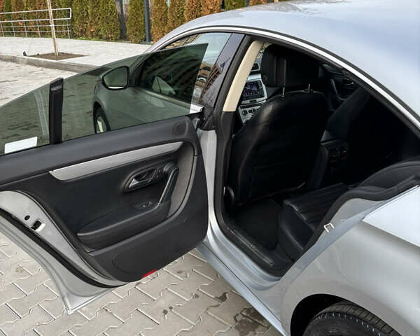 Сірий Фольксваген CC / Passat CC, об'ємом двигуна 1.98 л та пробігом 221 тис. км за 9900 $, фото 12 на Automoto.ua