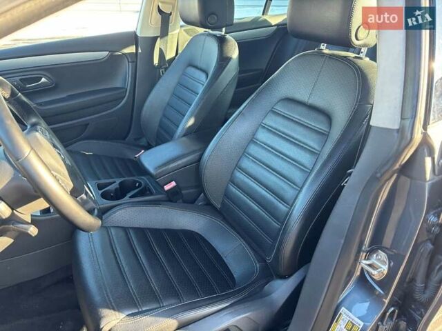 Серый Фольксваген CC / Passat CC, объемом двигателя 1.98 л и пробегом 240 тыс. км за 9888 $, фото 9 на Automoto.ua