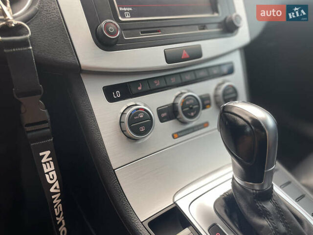 Серый Фольксваген CC / Passat CC, объемом двигателя 1.98 л и пробегом 192 тыс. км за 12499 $, фото 47 на Automoto.ua