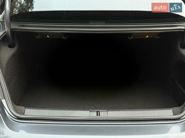 Сірий Фольксваген CC / Passat CC, об'ємом двигуна 1.98 л та пробігом 168 тис. км за 9500 $, фото 22 на Automoto.ua