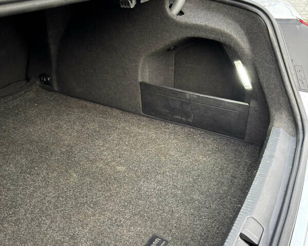Сірий Фольксваген CC / Passat CC, об'ємом двигуна 1.98 л та пробігом 221 тис. км за 9900 $, фото 27 на Automoto.ua