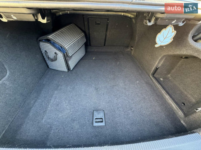 Фольксваген CC / Passat CC 2013 в Одессе на Automoto.ua Серый Фольксваген CC / Passat CC, объемом двигателя 1.97 л и пробегом 229 тыс. км за 14800 $, фото 16 на Automoto.ua