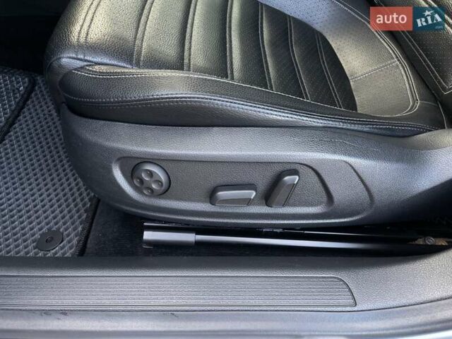 Серый Фольксваген CC / Passat CC, объемом двигателя 1.98 л и пробегом 197 тыс. км за 11899 $, фото 108 на Automoto.ua