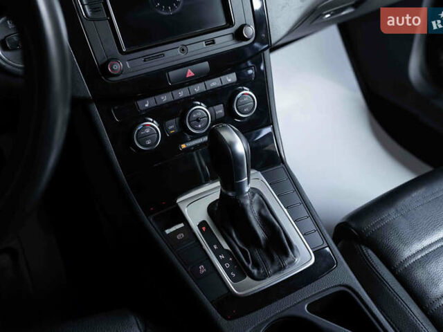 Серый Фольксваген CC / Passat CC, объемом двигателя 2 л и пробегом 260 тыс. км за 10900 $, фото 12 на Automoto.ua