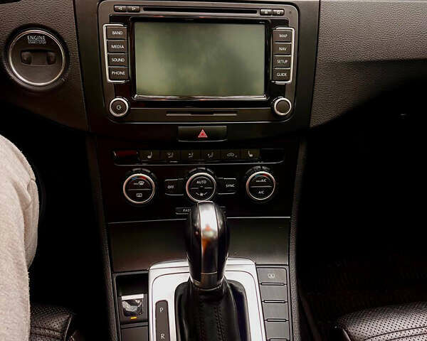 Серый Фольксваген CC / Passat CC, объемом двигателя 3.6 л и пробегом 161 тыс. км за 15200 $, фото 7 на Automoto.ua