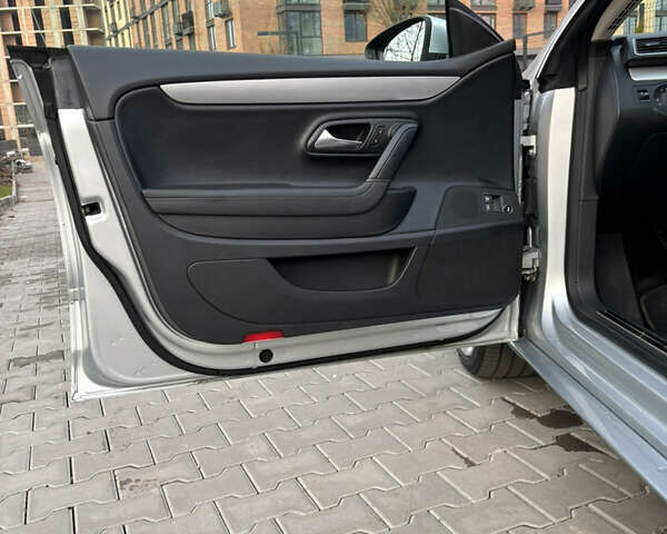 Сірий Фольксваген CC / Passat CC, об'ємом двигуна 1.98 л та пробігом 221 тис. км за 9900 $, фото 15 на Automoto.ua