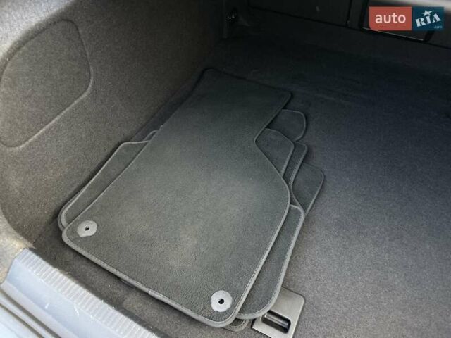 Серый Фольксваген CC / Passat CC, объемом двигателя 1.98 л и пробегом 197 тыс. км за 11899 $, фото 155 на Automoto.ua