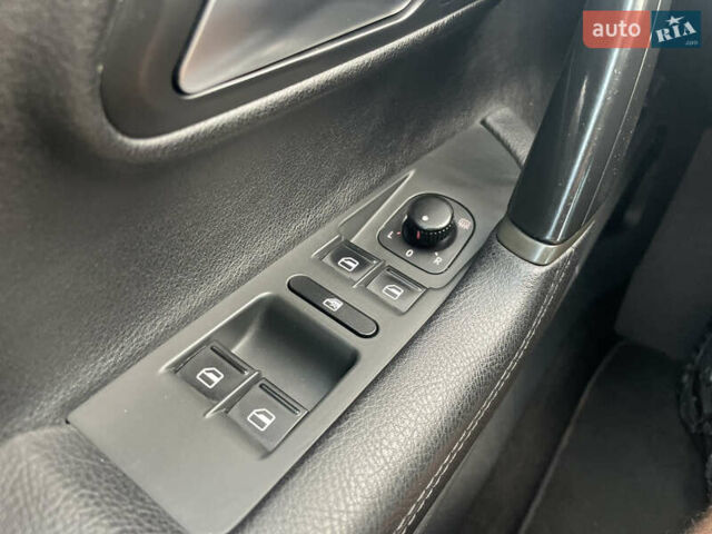 Серый Фольксваген CC / Passat CC, объемом двигателя 1.98 л и пробегом 192 тыс. км за 12499 $, фото 48 на Automoto.ua