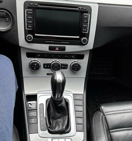 Фольксваген CC / Passat CC 2013 в Киеве на Automoto.ua Серый Фольксваген CC / Passat CC, объемом двигателя 1.97 л и пробегом 255 тыс. км за 13000 $, фото 16 на Automoto.ua