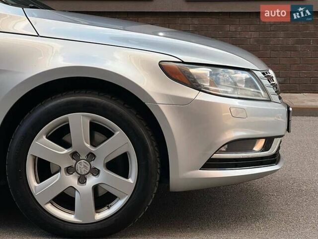 Серый Фольксваген CC / Passat CC, объемом двигателя 1.98 л и пробегом 200 тыс. км за 9500 $, фото 4 на Automoto.ua