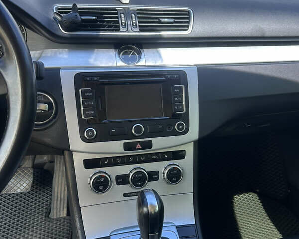 Серый Фольксваген CC / Passat CC, объемом двигателя 1.98 л и пробегом 248 тыс. км за 9600 $, фото 9 на Automoto.ua