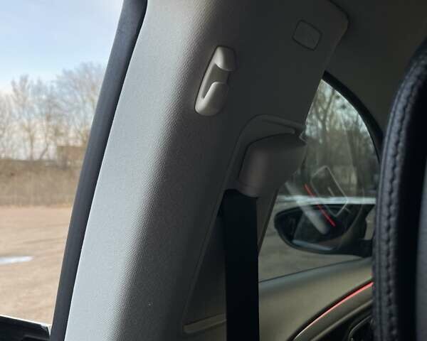 Серый Фольксваген CC / Passat CC, объемом двигателя 1.98 л и пробегом 197 тыс. км за 11899 $, фото 90 на Automoto.ua