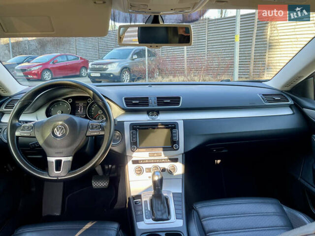 Серый Фольксваген CC / Passat CC, объемом двигателя 2 л и пробегом 216 тыс. км за 9999 $, фото 13 на Automoto.ua