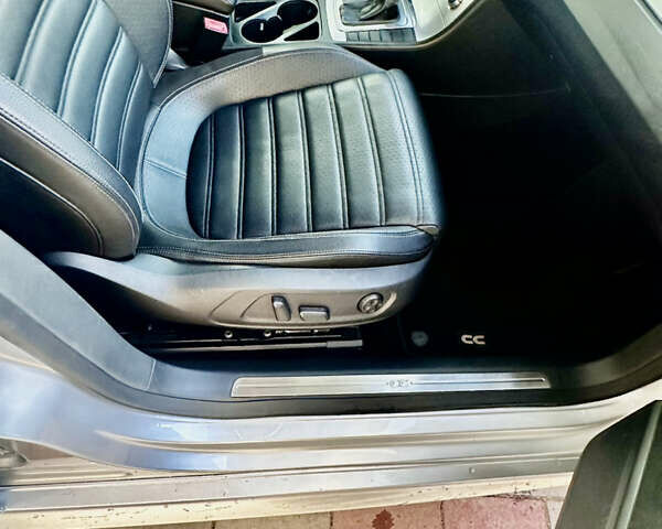 Серый Фольксваген CC / Passat CC, объемом двигателя 1.98 л и пробегом 137 тыс. км за 11800 $, фото 9 на Automoto.ua