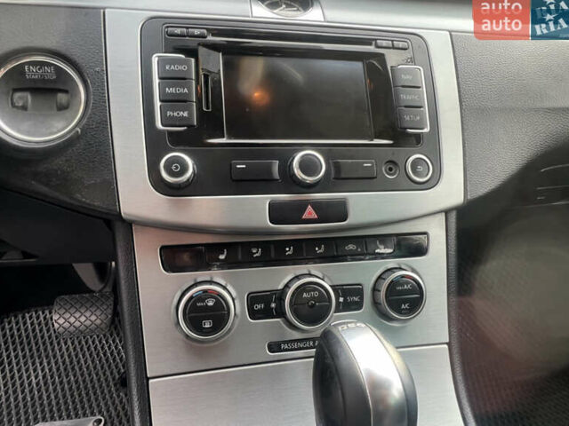 Серый Фольксваген CC / Passat CC, объемом двигателя 1.97 л и пробегом 286 тыс. км за 12500 $, фото 27 на Automoto.ua
