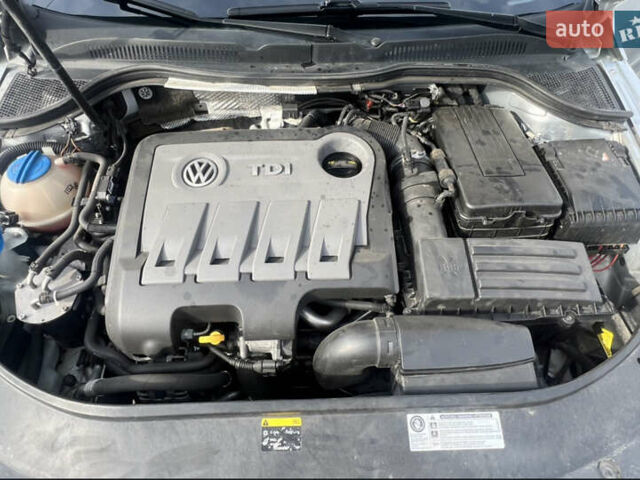 Серый Фольксваген CC / Passat CC, объемом двигателя 1.97 л и пробегом 286 тыс. км за 12500 $, фото 20 на Automoto.ua