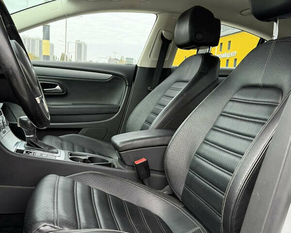 Серый Фольксваген CC / Passat CC, объемом двигателя 1.98 л и пробегом 128 тыс. км за 11999 $, фото 18 на Automoto.ua