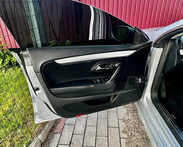 Серый Фольксваген CC / Passat CC, объемом двигателя 1.98 л и пробегом 137 тыс. км за 11800 $, фото 13 на Automoto.ua