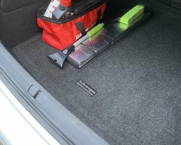 Сірий Фольксваген CC / Passat CC, об'ємом двигуна 1.98 л та пробігом 121 тис. км за 14500 $, фото 7 на Automoto.ua